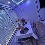 C12 Deluxe Daire