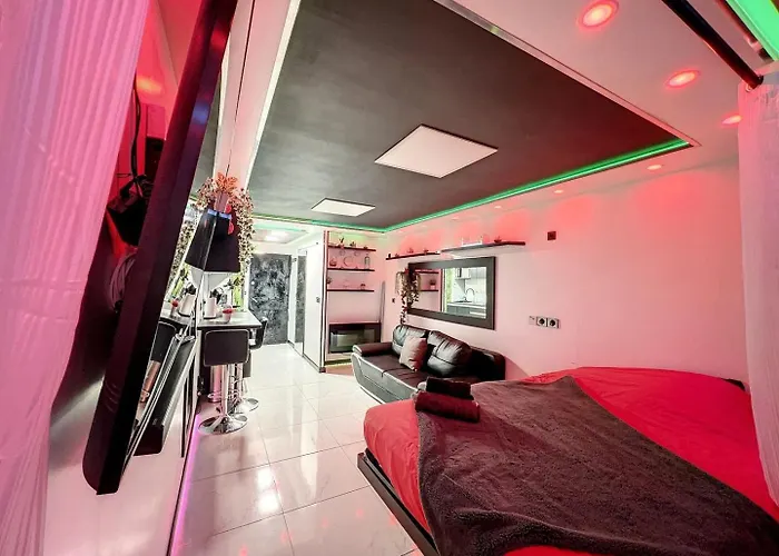 C12 Deluxe Apartment Agde