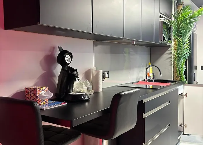 C12 Deluxe Apartment *