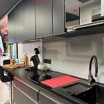 C12 Deluxe Lejlighed *