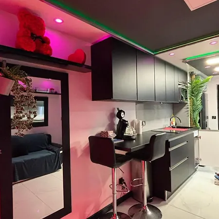 C12 Deluxe Apartman